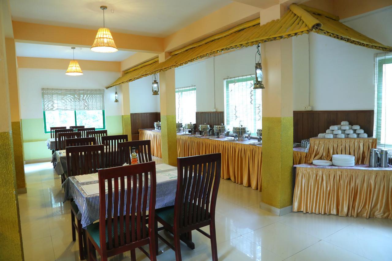 Oyo 4651 Woodpecker Resort Munnar Esterno foto