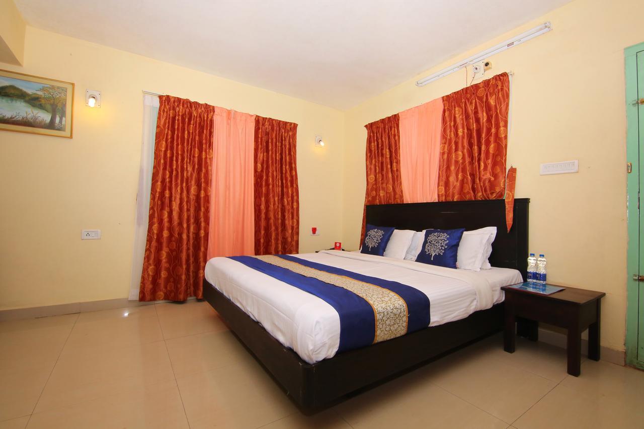 Oyo 4651 Woodpecker Resort Munnar Esterno foto