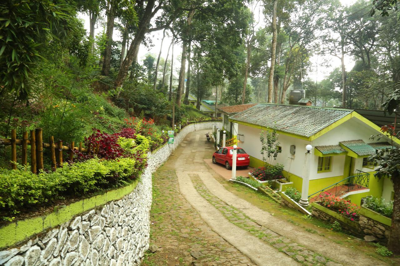 Oyo 4651 Woodpecker Resort Munnar Esterno foto