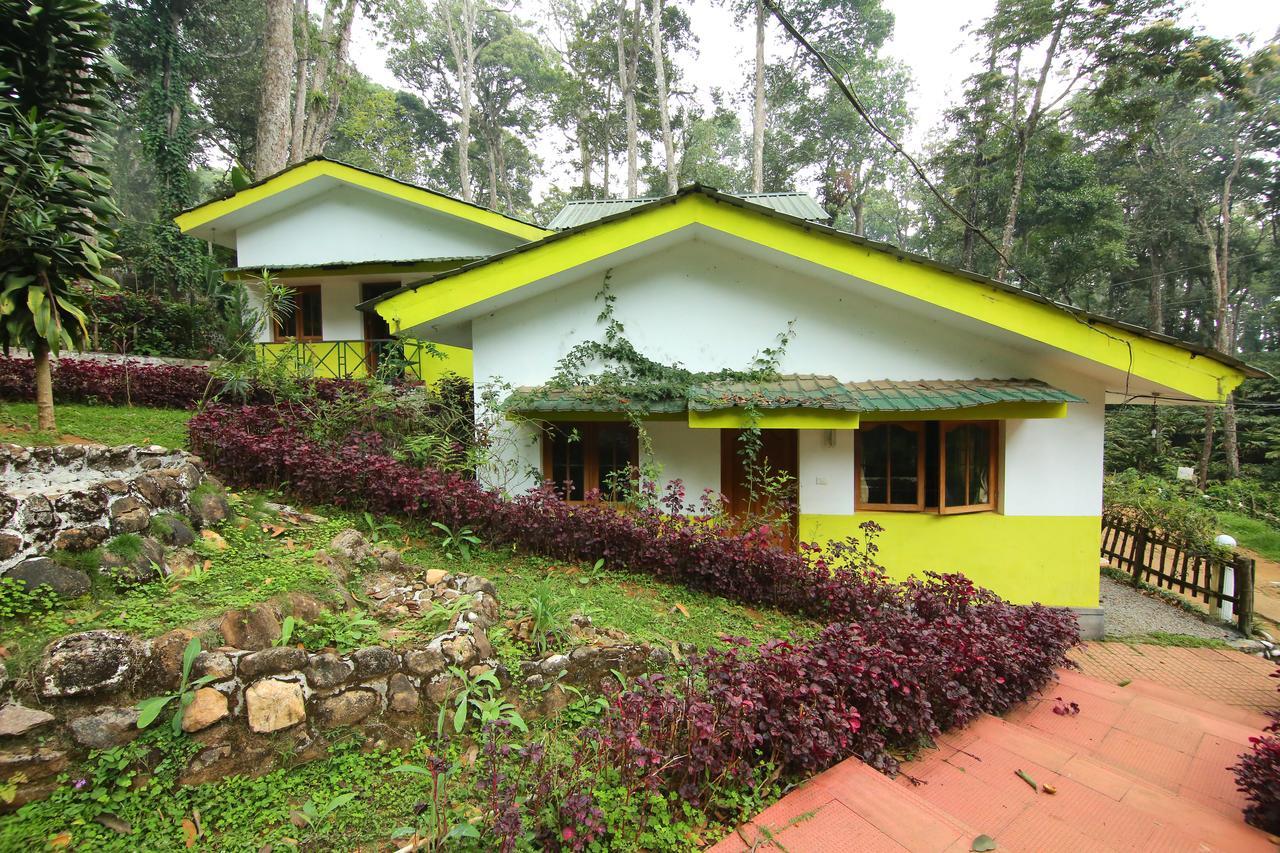 Oyo 4651 Woodpecker Resort Munnar Esterno foto