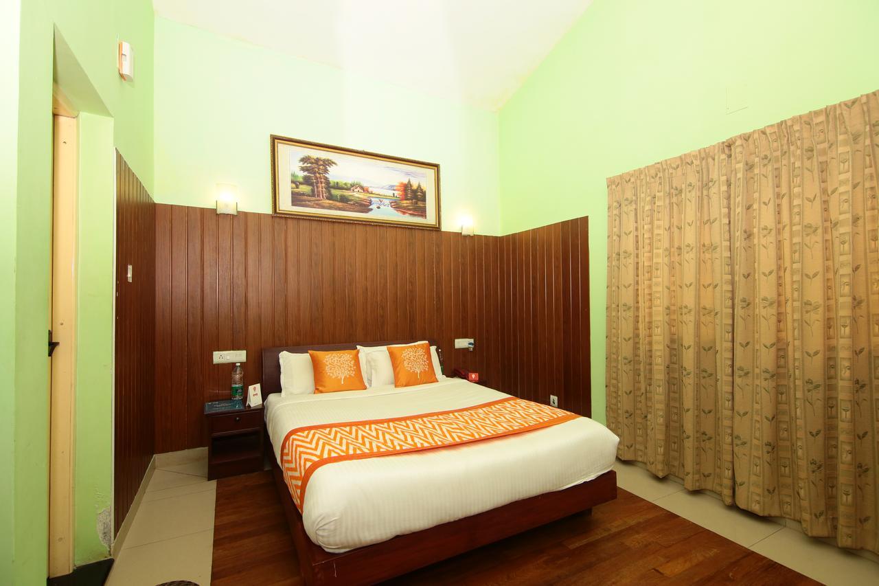 Oyo 4651 Woodpecker Resort Munnar Esterno foto